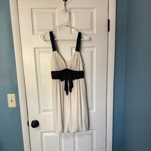 Cocktail / Homecoming dress